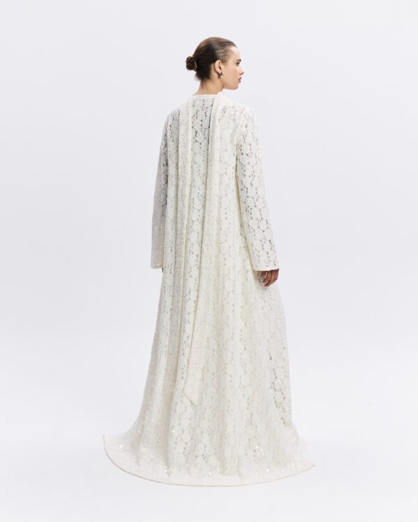 Lily - Image 3